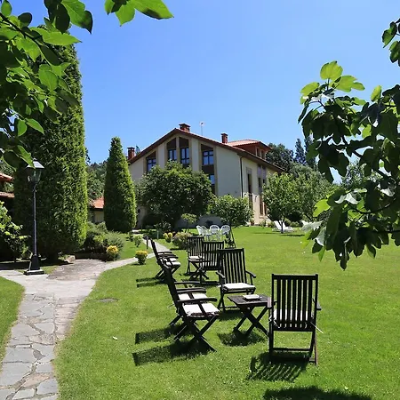 Apartamento Rurales L'arquera