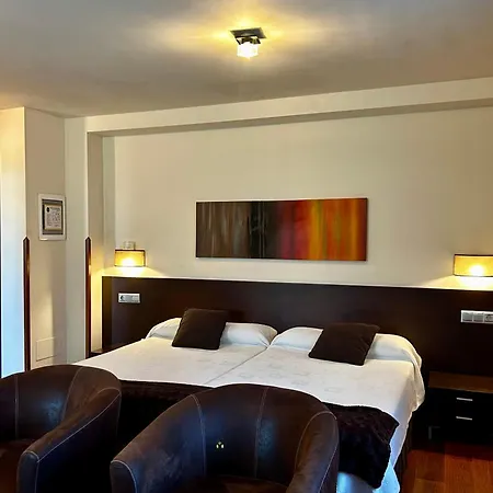 Rurales L'arquera Льянес